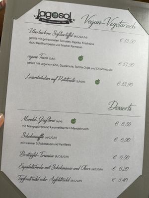 Hauptspeisen und Desserts   at Lagosol in Langschlag