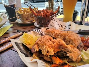  at Mo's Esscafe & Musicroom in Mayrhofen