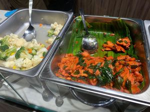 buffet selection. Photo by Henry Lau aka Mr Purple. at Zuya Vegetarian 竹雅素食 - Marina Square in Central Singapore
