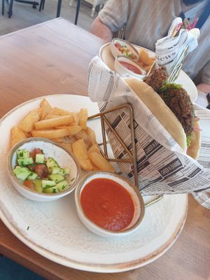  at Radio Sabich in Tenerife