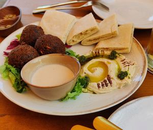 vegan degustation menu at Radio Sabich in Tenerife