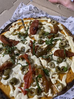 Pizza vegana  at Vegarden in Medellin