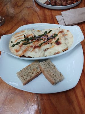 Lasagna Vegarden, la mejor que me he comido en la ciudad
Con proteína vegetal, hongos e imitación de queso, deliciosa at Vegarden in Medellin