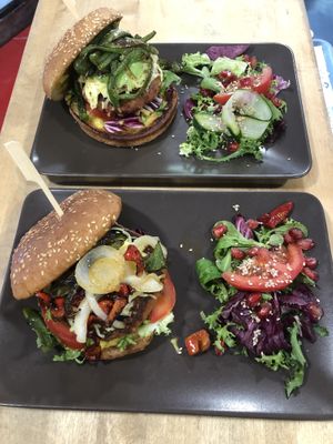 Hell / Green burger 8€ / doubleGreen or doubleHell for 12€(two flor pate)  at Veganicelos in Setubal