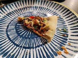 Pizza with cheese crust 10€  at Veganicelos in Setubal