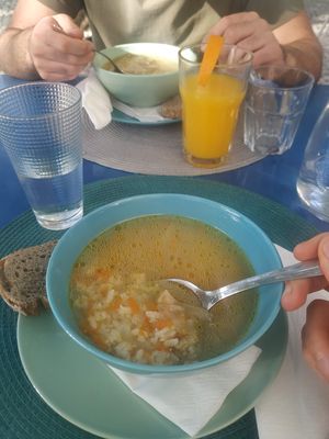 Canja de tofu fumado at Veganicelos in Setubal