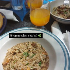 Risotto 8€, pasta 7€, natural juice 2€  at Veganicelos in Setubal