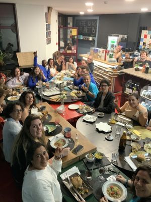 27 people vegan dinner reservation looks like this  at Veganicelos in Setubal