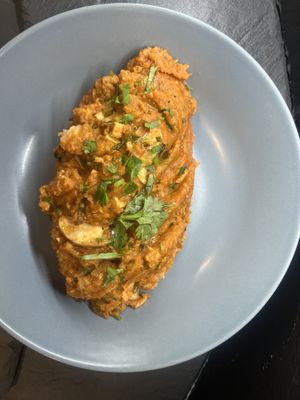 Açorda de tomate com cogumelhos e tofu fumado 7€  at Veganicelos in Setubal