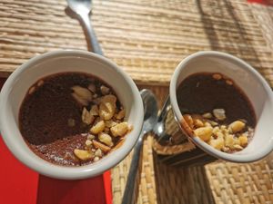 Chocolate mousse at Veganicelos in Setubal