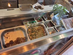 Bowl/roll ingredients (2/2) at Tasty in Osnabrueck