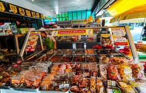 Outdoor dish-up buffet at Thammachat Vegetarian Food ธรรมชาติ อาหารเจ พัทยาเหนือ in Pattaya