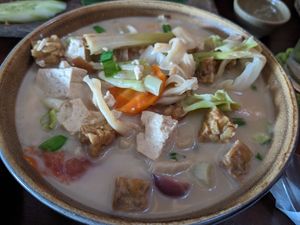 Tofu and tempeh soup at Natnat Thai Comfort Food in Amed