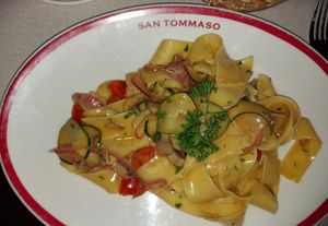 Vegetable pasta at San Tommaso in Valencia