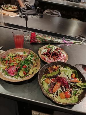 latin lover y avocado supergreen at Honest Greens - Gran Via in Madrid