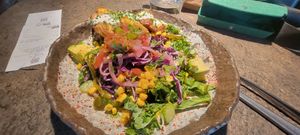 Latin lover . Smashed truffle potatoes at Honest Greens - Gran Via in Madrid