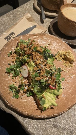 Tostada de aguacate “bagel"  at Honest Greens - Gran Via in Madrid