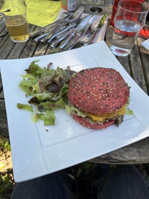 The cheeseburger and saladd  at l'Autre Rive in Berrien