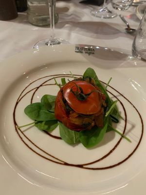 Pomodoro ripieno di peperoni  at Trattoria Nelle Vigne in Diano Dalba