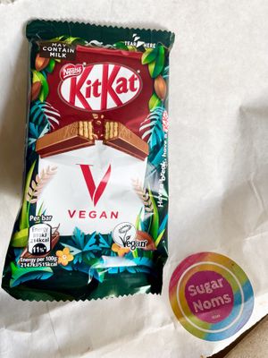 With the exception that the chocolate tastes somewhere between a dark chocolate and a milk chocolate, it’s the same as a normal KitKat. Yippee.   at Sugar Noms in Redcar