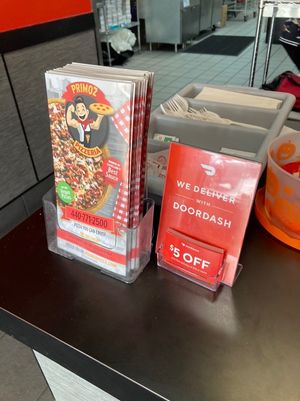 Ordering  at Primoz Pizzeria in Mayfield Heights