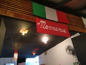 Sign outside at Mammamia in San Juan Del Sur