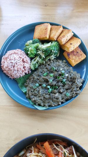 Laing at The Vegan Shack in Panglao