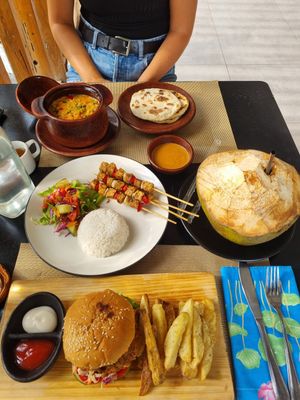 Tempeh burger, tempeh sticks and lentil curry at Lockdown Kitchen in 