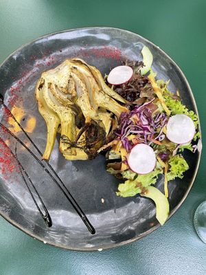 Starter: fennel with hummus & salad  at Albert & Frida in Bern