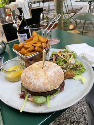 Main: vegan burger  at Albert & Frida in Bern