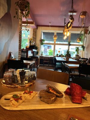 high tea  at Pleur Foodbar in Maastricht