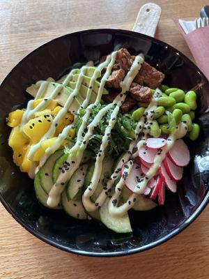 Pokebowl  at Pleur Foodbar in Maastricht