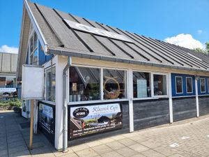 Side of shop at Kraes Cafe & Butik in Ringkobing