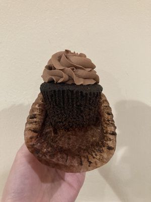 Black Velvet  at The Devil Wears Parsley Bakery in Columbia