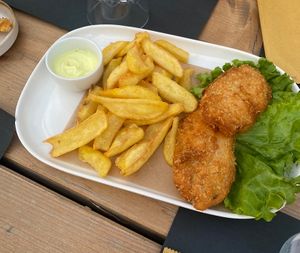 Seitan and chips   at La Puntabella in Tuoro Sul Trasimeno