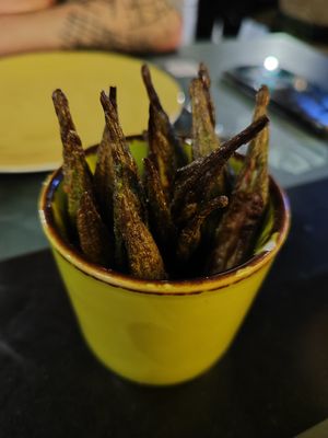 Fried okras at Capim Dourado in Porto