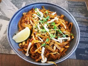 Vegan pad thai at Malom és Kacsa in Tata