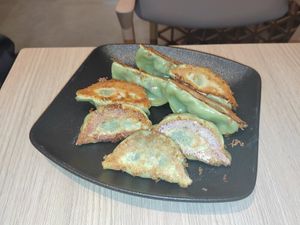 田園蔬菜煎餃 at FJ Veggie 芳珍蔬食 in Taipei