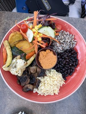 Veggie bowls   at GRUTA in Funchal