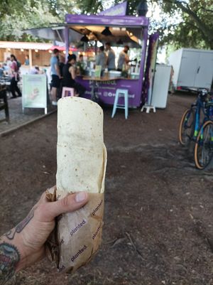 Veganer Dönerdürüm - foodtruck auf der Altonale / Altona at Planted Foods AG in Kemptthal