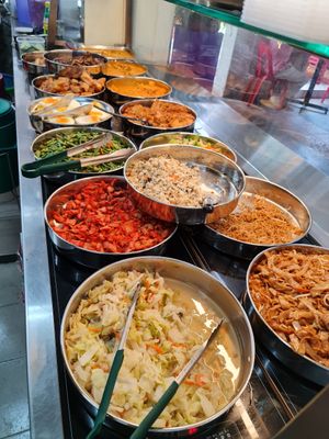 Available dishes around 10ish ~ 14/7/22 at Loving Green Vegetarian 绿园素 in Northeast Singapore