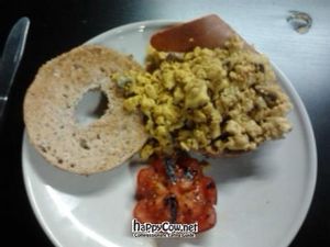 fake bacon, tofu&sheese bagal at Giro's Cafe in Belfast