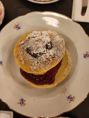 Pancakes at Coromandel in Rome