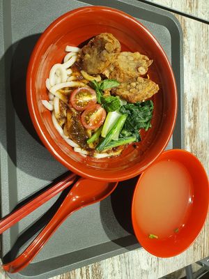 Black pepper udon noddle at Kang Su Vegetarian 康素 - Orchard in Central Singapore