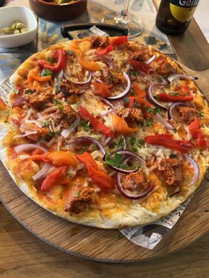 Vegan pizza with gluten-free base  at Bresca in Santiago De Compostela