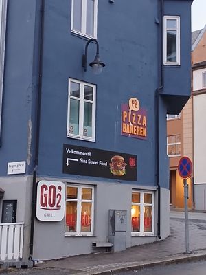  at Pizzabakeren in Narvik