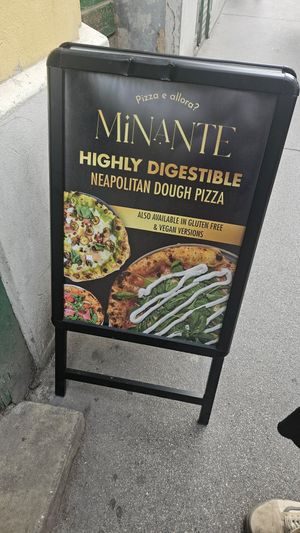  at Pizzeria Minante in Vienna