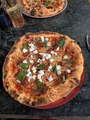  at Pizzeria Minante in Vienna