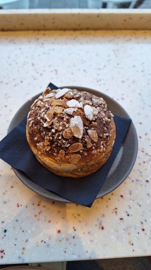 Lemon poppyseed bun 👌🏻👌🏻👌🏻❤️ at WAY Plant Based Bake House in Ghent
