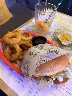 Cherry Burger #Veganuary at Buła z Musztardą in Poznan